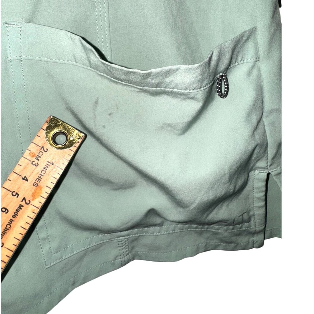 Green Scrub Top With Pockets M/M 90% Polyester 10% Spandex Knit Fabric - Picture 6 of 8